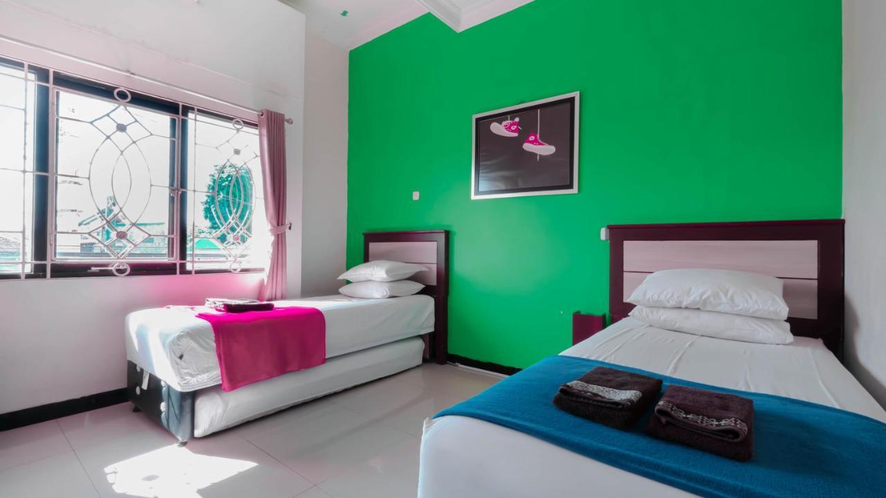 Cabin Hotel Sutomo Yogyakarta Luaran gambar
