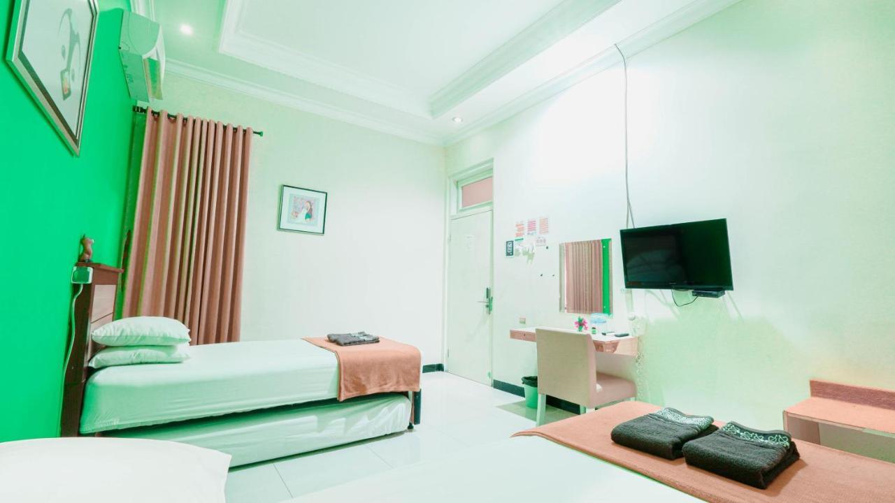 Cabin Hotel Sutomo Yogyakarta Luaran gambar
