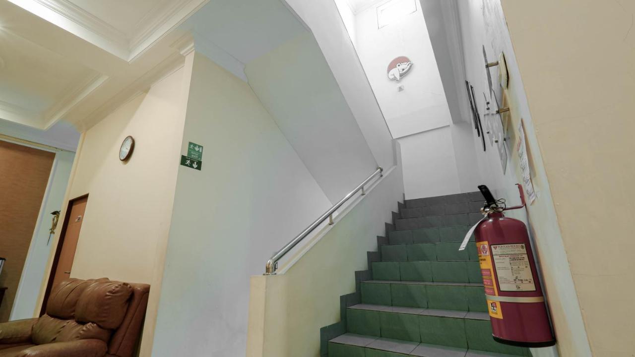 Cabin Hotel Sutomo Yogyakarta Luaran gambar