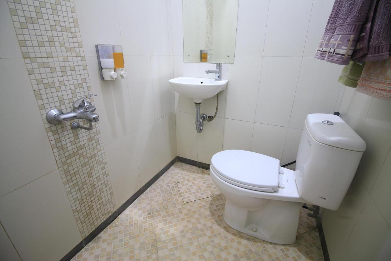 Cabin Hotel Sutomo Yogyakarta Luaran gambar