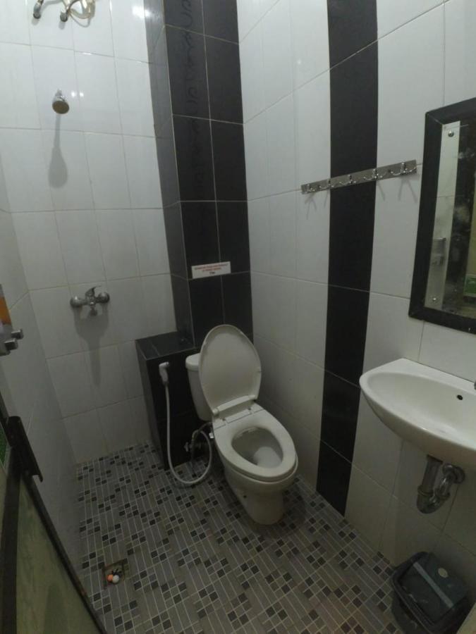 Cabin Hotel Sutomo Yogyakarta Luaran gambar